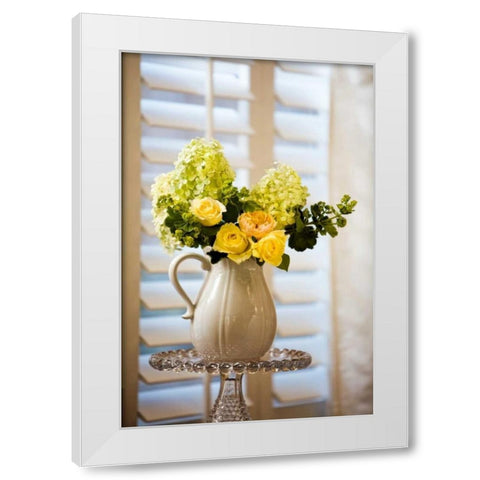 Spring Bouquet I White Modern Wood Framed Art Print by Clayton-Thompson, Philip