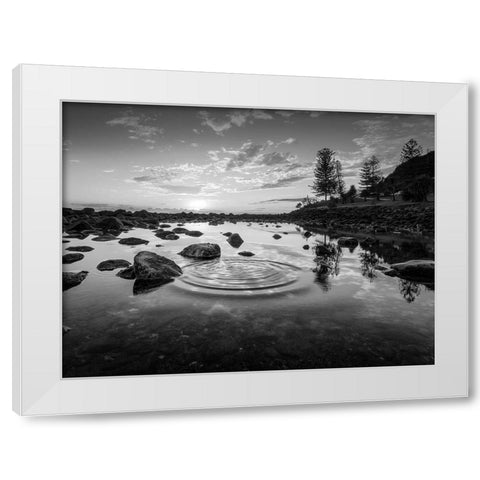 Radiating Ripples White Modern Wood Framed Art Print by Prime, Marcus