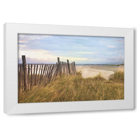 West Wittering Beach White Modern Wood Framed Art Print by Frank, Assaf