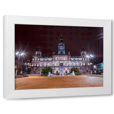 The Cenotaph War Memorial In Front Of The City Chambers In George Square-Glasgow White Modern Wood Framed Art Print by Frank, Assaf
