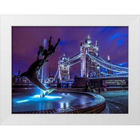 Fountian at tower bridge White Modern Wood Framed Art Print by Frank, Assaf