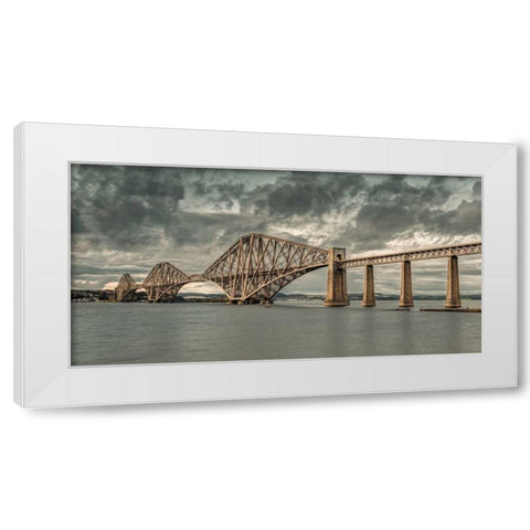 AF20121003 Forth Bridge 073XC07 White Modern Wood Framed Art Print by Frank, Assaf