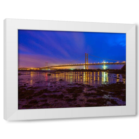 AF20150307 Forth Bridge 1577 White Modern Wood Framed Art Print by Frank, Assaf