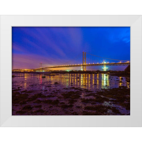 AF20150307 Forth Bridge 1577 White Modern Wood Framed Art Print by Frank, Assaf