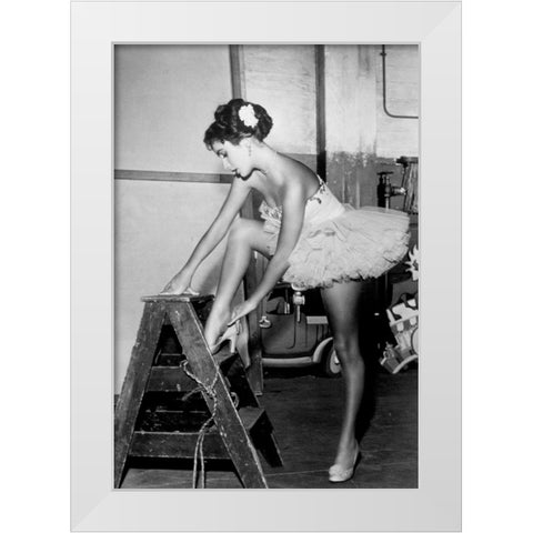 Elizabeth Taylor White Modern Wood Framed Art Print by Hollywood Photo Archive