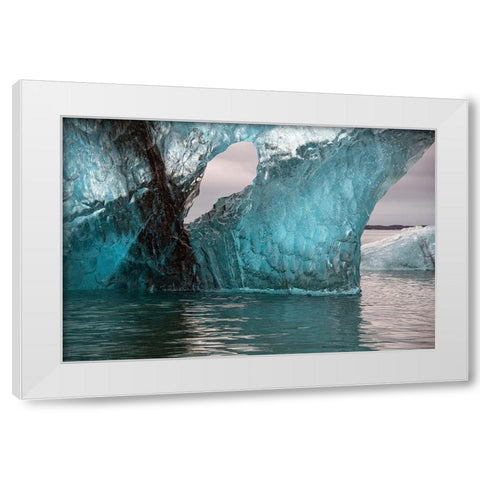 Icebergs from the Jokulsarlon glacier drift in Jokulsarlon lagoon in Iceland White Modern Wood Framed Art Print by Steve Mohlenkamp