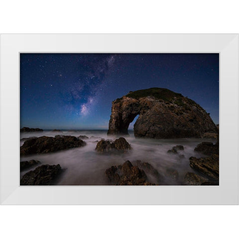 Horsehead Rock White Modern Wood Framed Art Print by Zhu, Jingshu