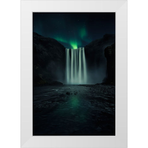 Green Night White Modern Wood Framed Art Print by Ruiz Dueso, Jorge
