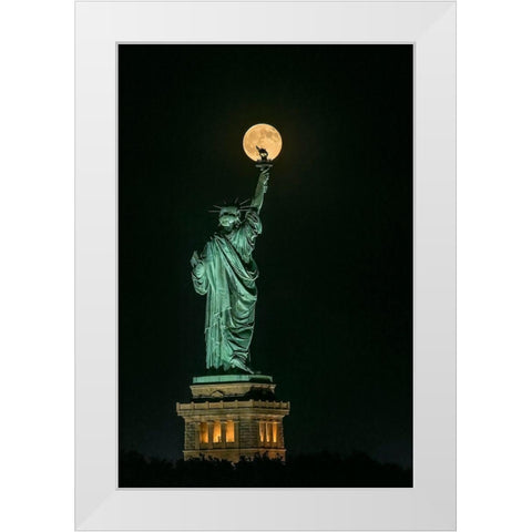 Statue Of Liberty White Modern Wood Framed Art Print by Zhu, Hua