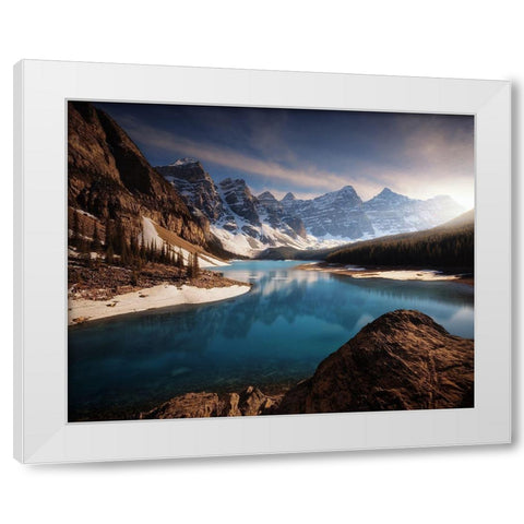 Moraine Me. White Modern Wood Framed Art Print by Pablo De, Juan
