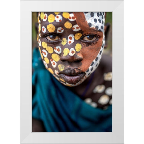 Surma Ethnic White Modern Wood Framed Art Print by Giuliobertocci
