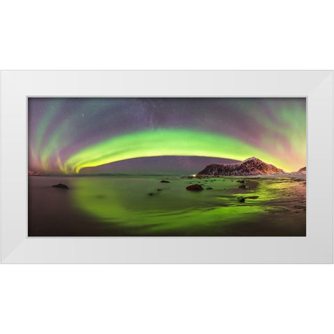 Green Tide White Modern Wood Framed Art Print by Smid Master, Jan