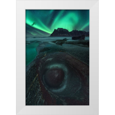 Pozo White Modern Wood Framed Art Print by Gonzalez, Carlos