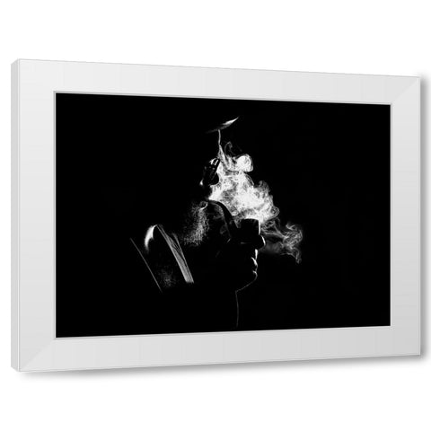 n/t White Modern Wood Framed Art Print by Medeiros, Paulo
