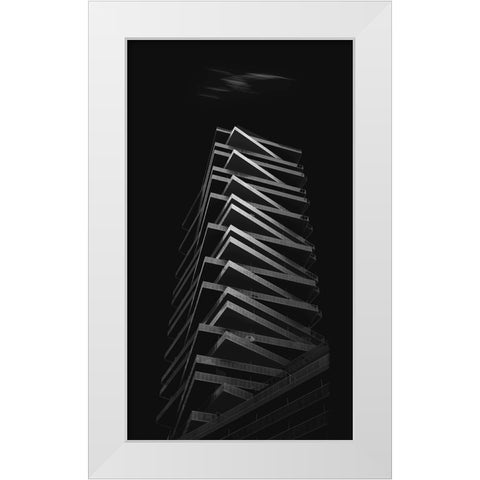 Zigzag White Modern Wood Framed Art Print by And Hongchao, Gu