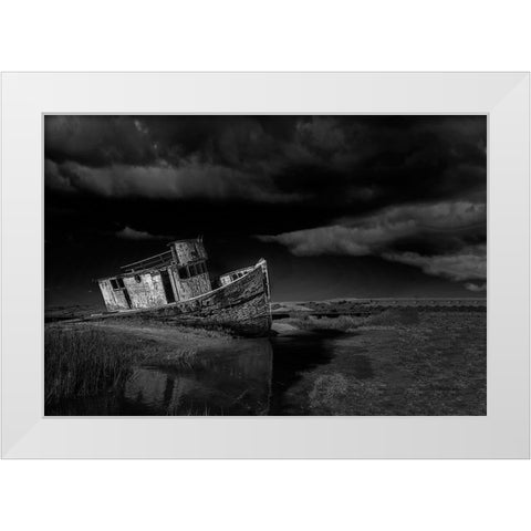 Shipwreck White Modern Wood Framed Art Print by Zeng, Jiahong