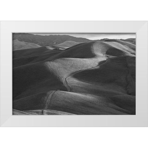 Rolling Hills White Modern Wood Framed Art Print by Mao, Yun
