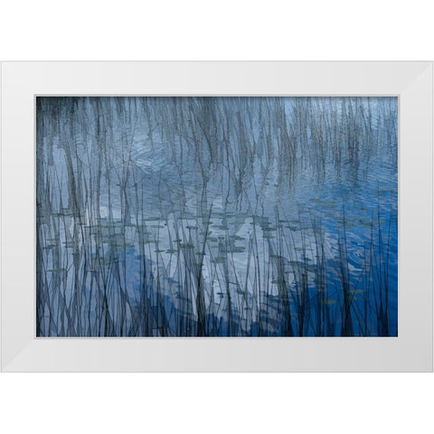 Abstract Riet White Modern Wood Framed Art Print by Bouhuijzen, Ina
