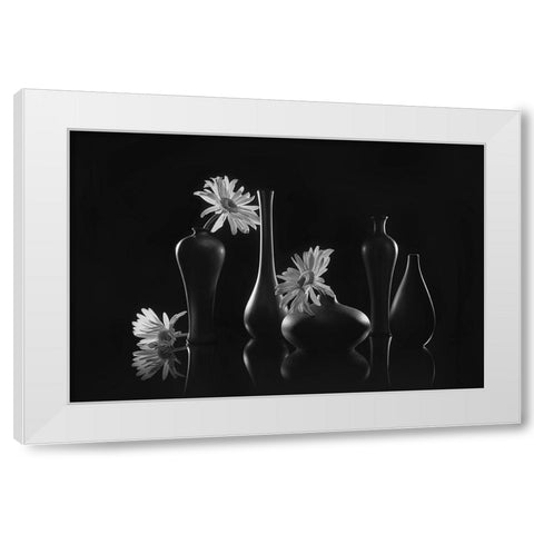 Daisy Melody White Modern Wood Framed Art Print by Jacobs, Lydia