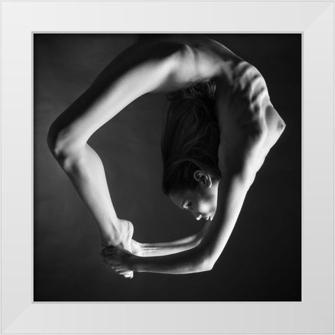 O White Modern Wood Framed Art Print by MagnusPhotos