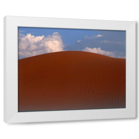 Sand Dune, Sahara White Modern Wood Framed Art Print by Blue, Cyril