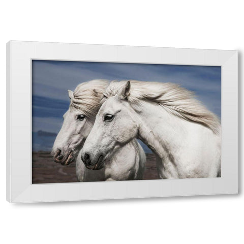 Blowing White Modern Wood Framed Art Print by Ingibergsson, Bragi