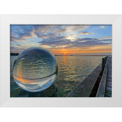 Kugelwelt Sonnenuntergang am See White Modern Wood Framed Art Print by Fischer, Rolf