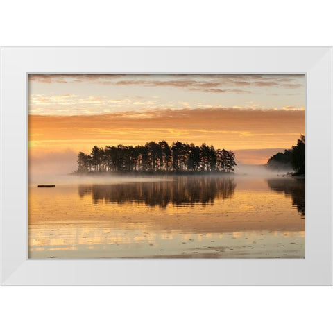 Sonnenaufgang am Oerken White Modern Wood Framed Art Print by Seidel, Leo