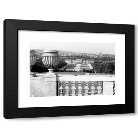 1960's Image Collection by United Archives GmbH - Black Modern Wood Framed Art Print Titled: Schloss SchÃ¶nbrunn in Wien, gesehen von der Gloriette, um 1962. SchÃ¶nbrunn Castle in Vienna as seen from the glorieta, around 1962.