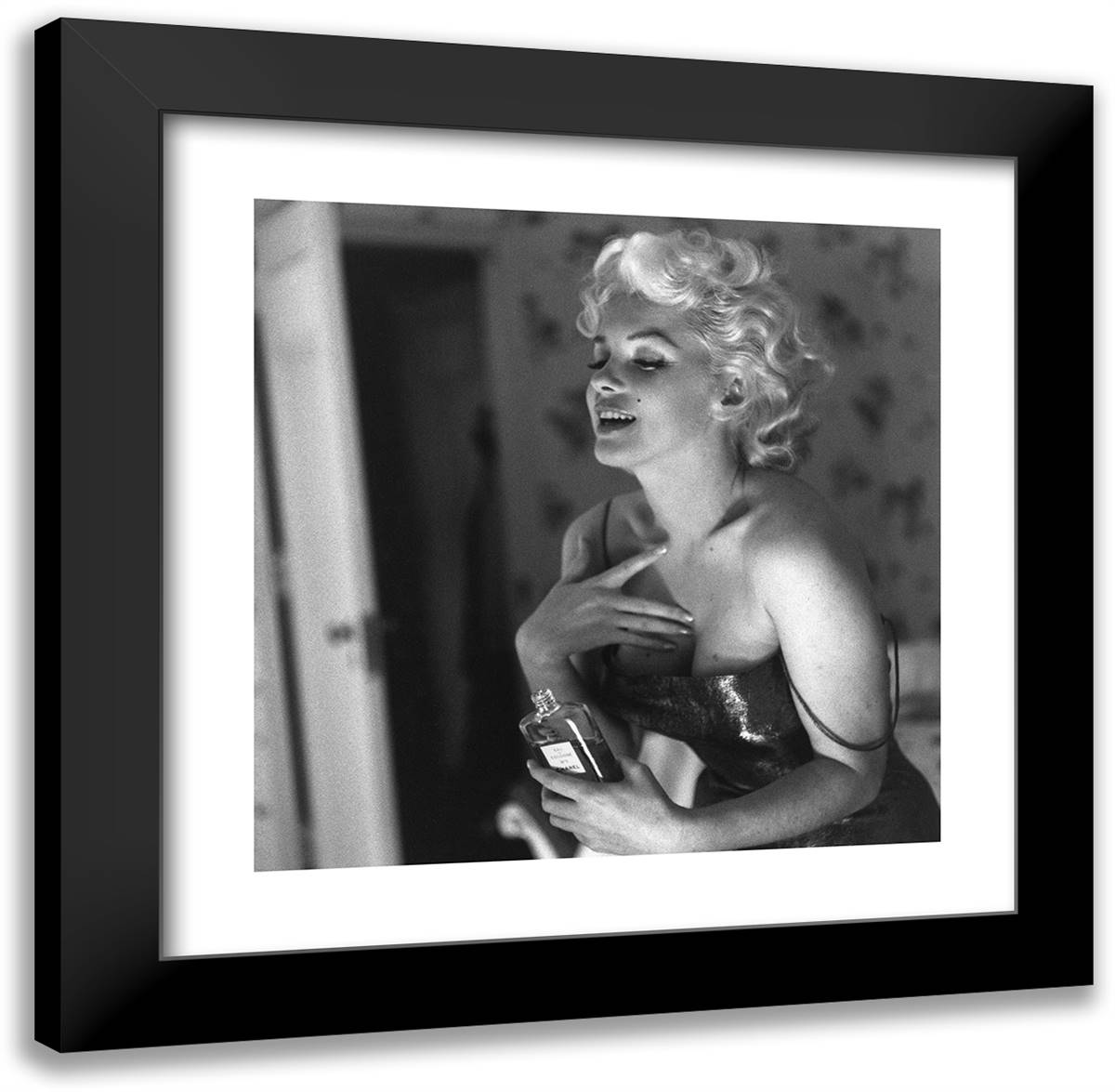 Marilyn Monroe - Chanel No. 5 24x24 Black Modern Wood Framed Art Print Poster by Feingersh, Ed