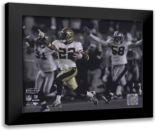 Tracy Porter Super Bowl XLIV Spotlight Action (#23) 14x12 Black Modern Wood Framed Art Print Poster