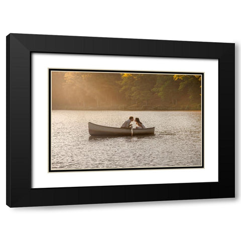 Golden kiss Black Modern Wood Framed Art Print with Double Matting by Heine, Ben