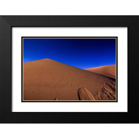 Pyramid Dunes Black Modern Wood Framed Art Print with Double Matting by Sherrell, Bill