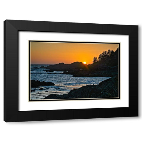 Last Peek Black Modern Wood Framed Art Print with Double Matting by Burdick, Chuck
