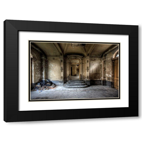 Chateau Venetia Black Modern Wood Framed Art Print with Double Matting by Sneeuw, Ivo