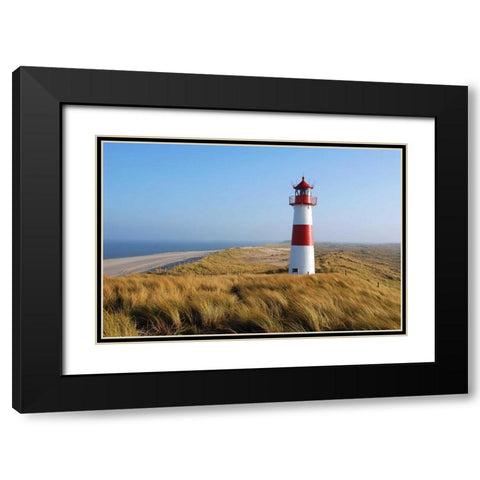 Sylt IV Black Modern Wood Framed Art Print with Double Matting by Rossmeissl, Gerhard