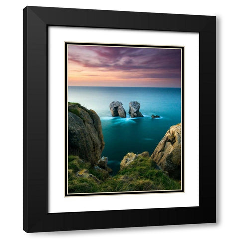 Starfish Black Modern Wood Framed Art Print with Double Matting by Vera, Urtzi