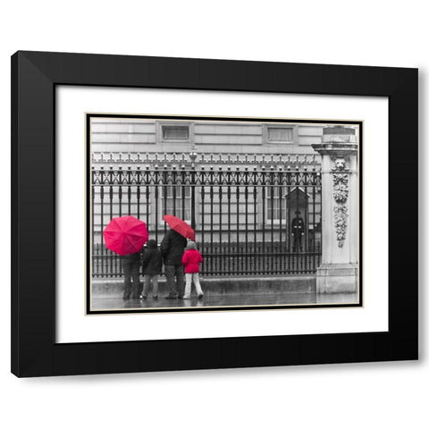 London, Family standing by fence outside Burmingham Palace Black Modern Wood Framed Art Print with Double Matting by Frank, Assaf