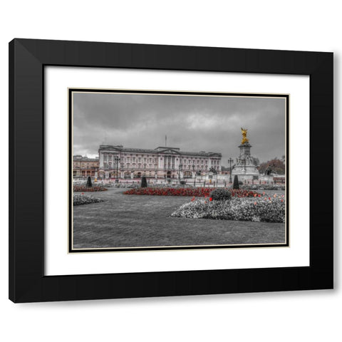 Buckingham Palace and St James Park, London Black Modern Wood Framed Art Print with Double Matting by Frank, Assaf