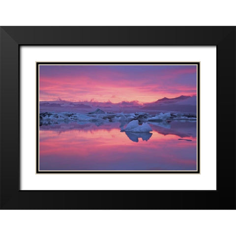Iceland, Hofn Sunset over the Jokulsarlon lagoon Black Modern Wood Framed Art Print with Double Matting by Anon, Josh