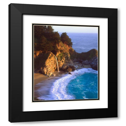 CA, Julia Pfeiffer Burns Waterfall on the coast Black Modern Wood Framed Art Print with Double Matting by Talbot Frank, Christopher
