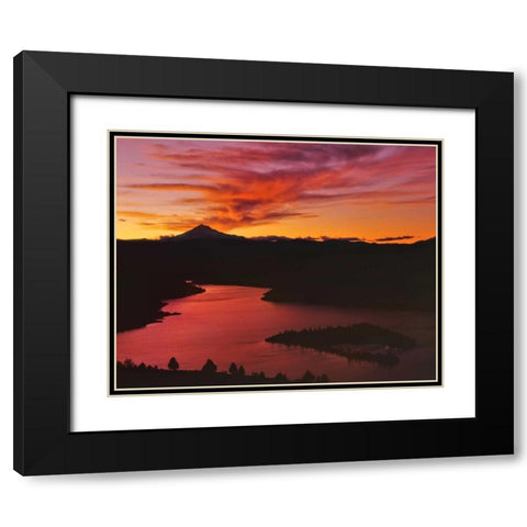 OR, Jefferson Co, Lake Billy Chinook at sunset Black Modern Wood Framed Art Print with Double Matting by Terrill, Steve