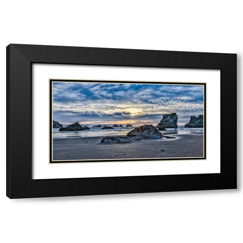 USA-Oregon-Bandon-Beach Black Modern Wood Framed Art Print with Double Matting by Restuccia, Joe III