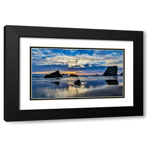 USA-Oregon-Bandon-Beach Black Modern Wood Framed Art Print with Double Matting by Restuccia, Joe III