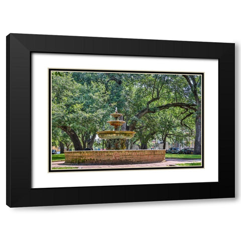 Usa-South Carolina-Charleston Black Modern Wood Framed Art Print with Double Matting by Looney, Hollice
