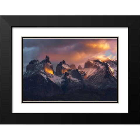 Eyes And Heart-Soul Black Modern Wood Framed Art Print with Double Matting by Guevara Vivanco, Carlos