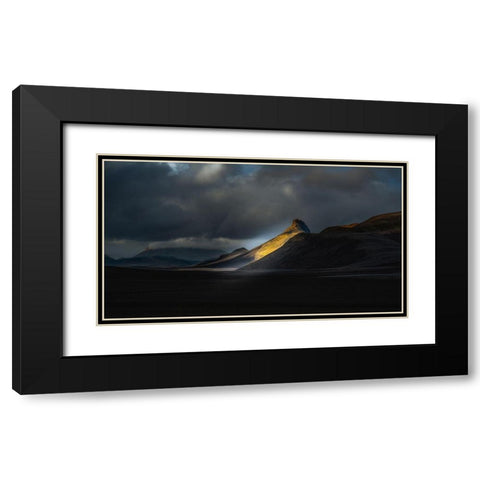 A?Aandsup3;Ristindur - Highlands Iceland Black Modern Wood Framed Art Print with Double Matting by Olsson, Ronny