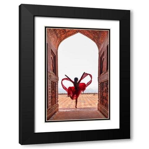 Taj Mahals Heart Black Modern Wood Framed Art Print with Double Matting by Jing, Lin
