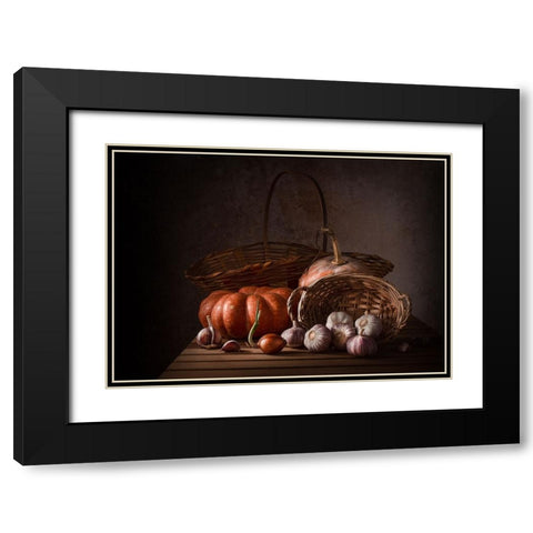 Garlic Black Modern Wood Framed Art Print with Double Matting by Perfoncio, Margareth