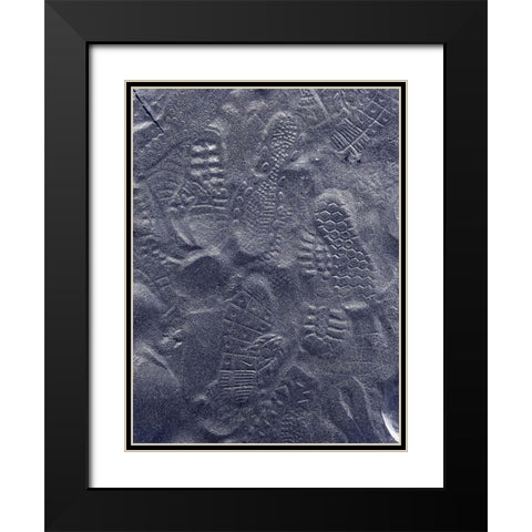 Sand Prints I Black Modern Wood Framed Art Print with Double Matting by Grayscale